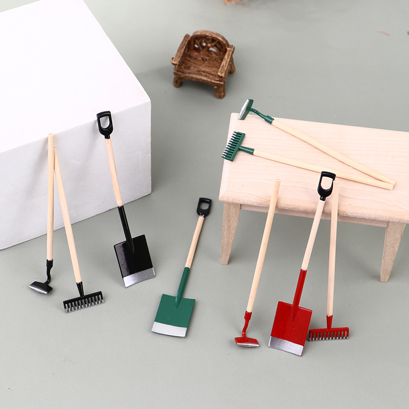 3Pcs 1:12 Dollhouse Miniatures - Gardening Tools Hoe recension och pris